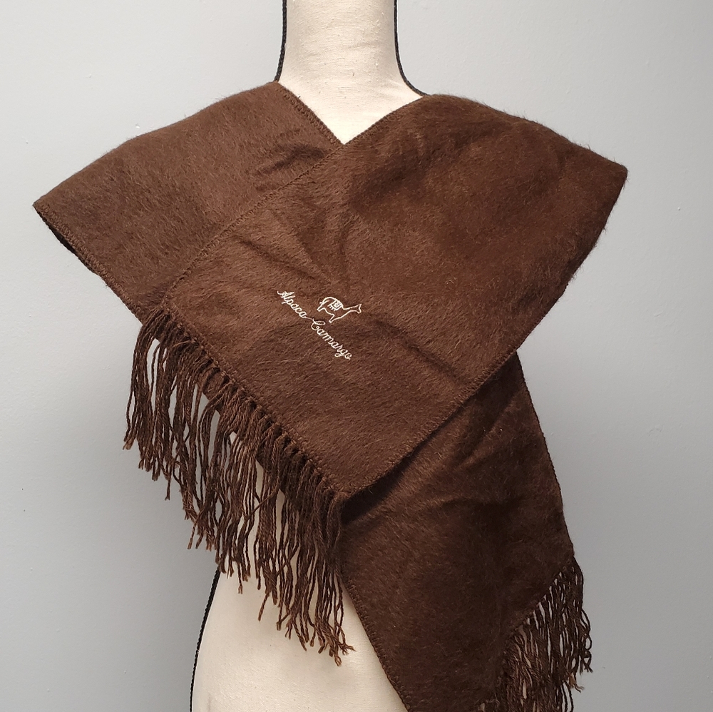 Brand New Gorgeous Alpaca CAMARGO Scarf Made In Pe